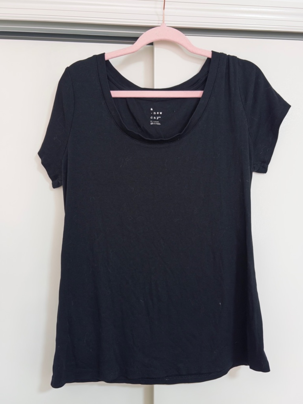 a new day Women's Black Scoop Neck Tee - xxl